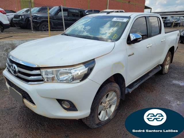 TOYOTA HILUX 2.8 17/17